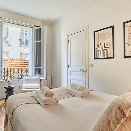 Tour Eiffel By Prestige * Paris
