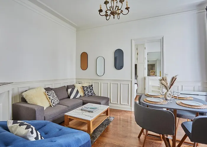 Tour Eiffel By Prestige Apartament *